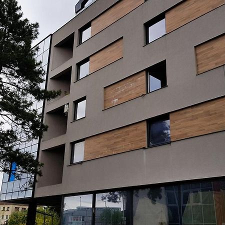Victory Apartment Nikšić Eksteriør billede